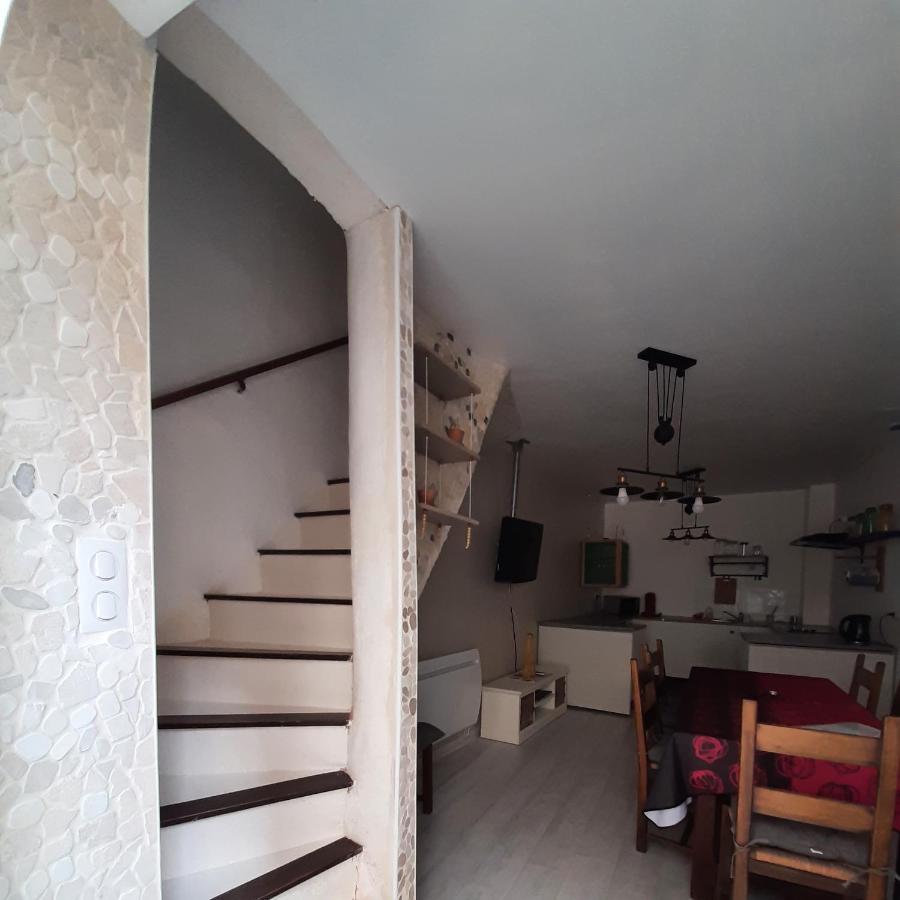 Maisonnette Paulhannaise Екстериор снимка